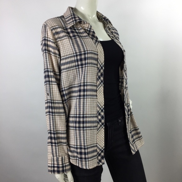 Doe & Rae Plaid Button Up Top Size S - Picture 13 of 16